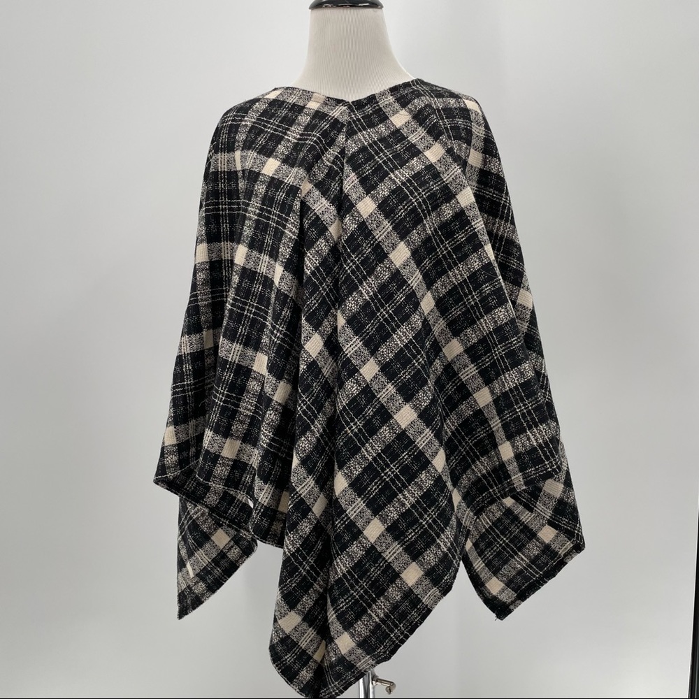 Positive Influence Woman’s Poncho